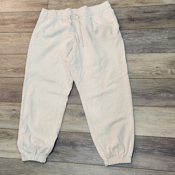 Nike Pants - Nike Womans Light Cream Jogger pants Size XL